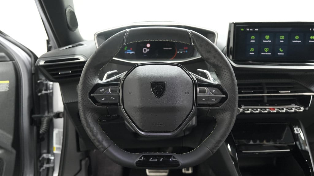 Peugeot 2008 puretech 130 eat8 gt | 360 camera | adaptieve cruise control |
