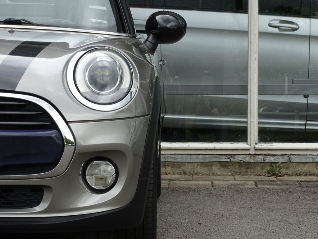 Mini Cooper Cabrio mini 1.5 chili serious business | cabriolet | led | lede