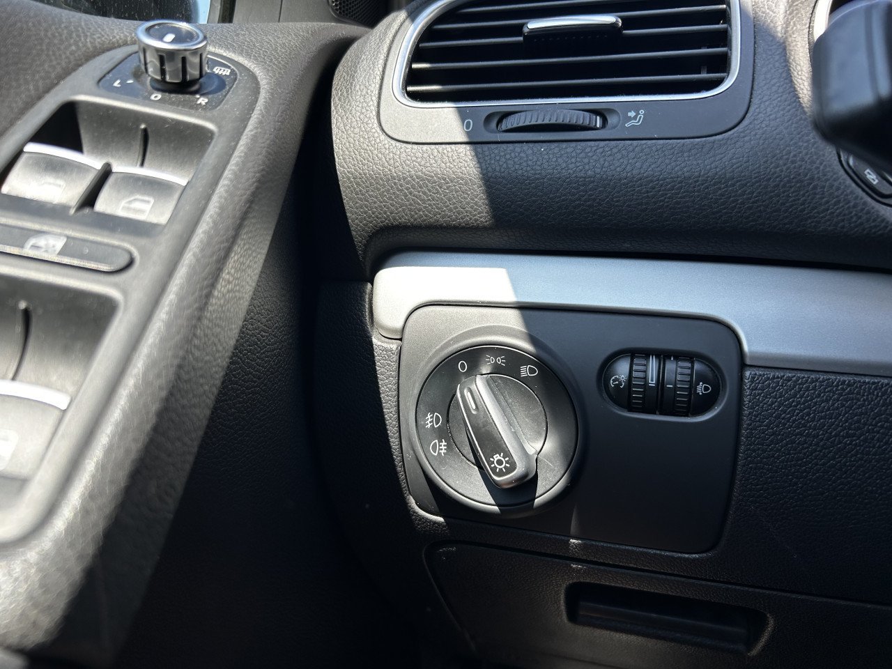 Volkswagen Golf 1.4 TSI Highline/APK/CARPLAY/AIRCO/STOELV.