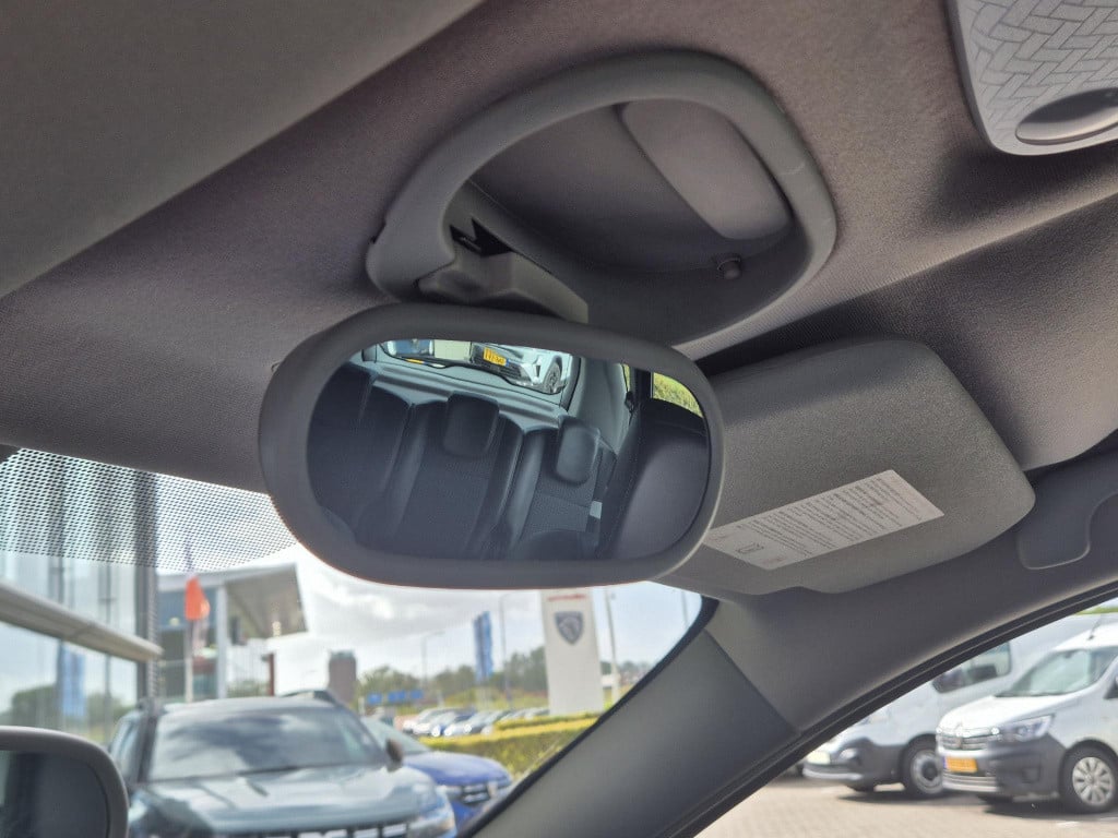 Renault Scenic tce 130 bose navigatie, trekhaak, climate control, cruise co