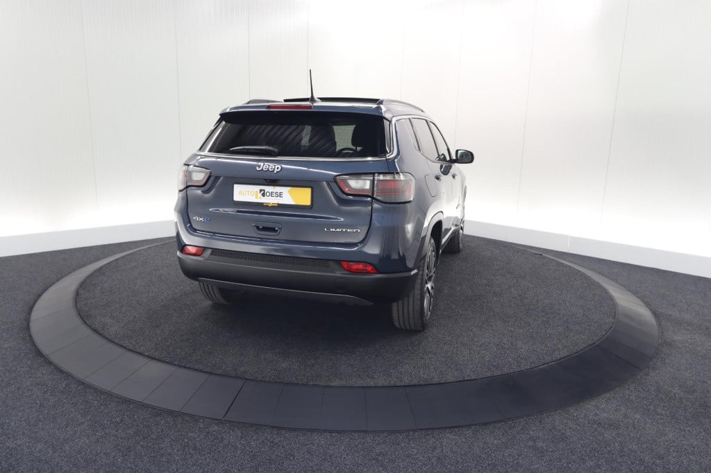 Jeep Compass 4xe 190 plug-in hybrid electric limited | elektrisch panoramad
