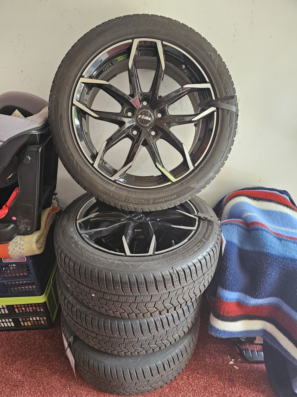 Winterbanden op velg 225/50r18 steekmaat 5x114.3