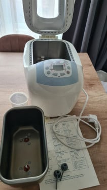 Broodbakautomaat Nieuw in doos merk QUIQQ 850W