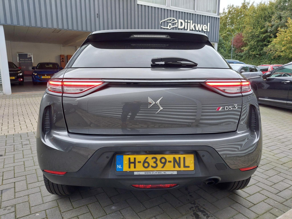 Ds Ds 3 crossback 100 performance line navi/cam/keyless