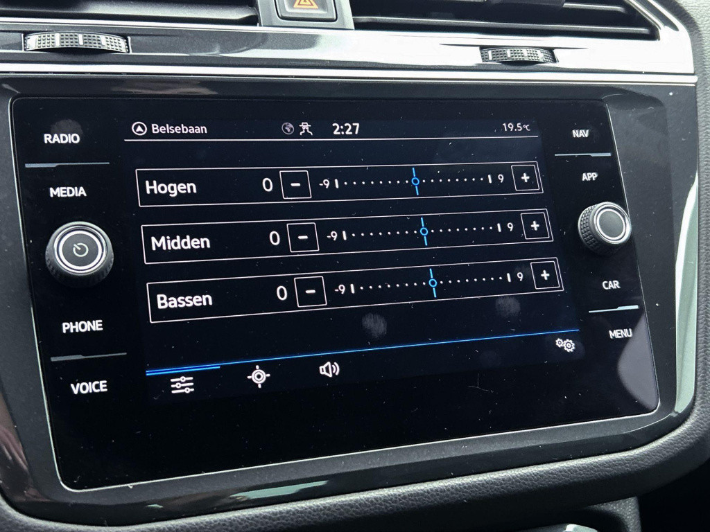 Volkswagen Tiguan 1.5 tsi r-line | automaat | lmv | panorama dak | climate 