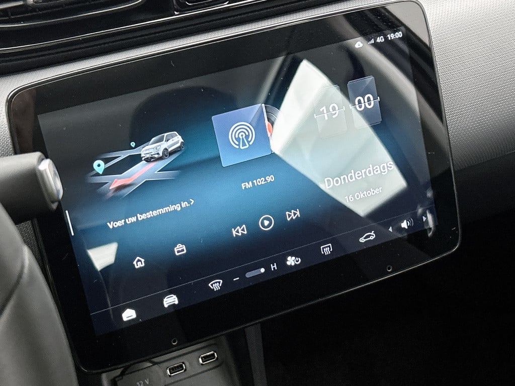 Leapmotor T03 design 37.3 kwh | adaptive cruise control | panoradak | camer