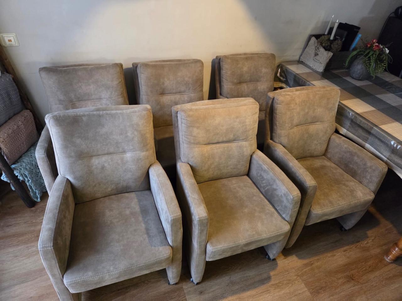 6 eetkamerstoelen