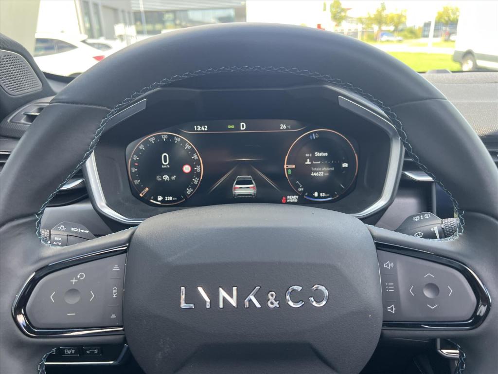 Lynk & Co 01 1.5 261pk phev 7dcth , panodak , adaptive cc , carplay