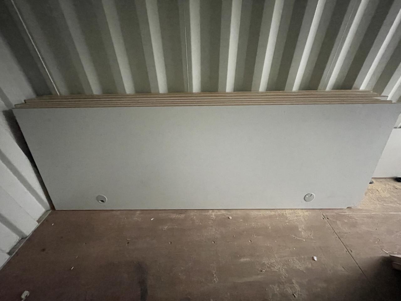 Zware houten bureaubladen