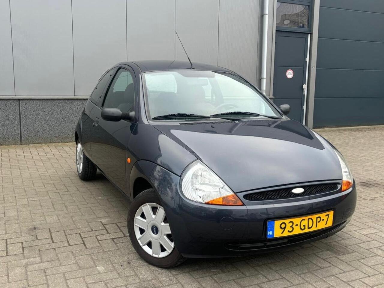 Ford Ka 1.3 Cool & Sound AIRCO 121.991 KM