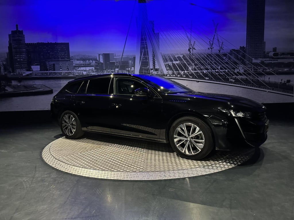 Peugeot 508 sw 1.2 puretech allure pack business *appconnect*camera*trekhaa