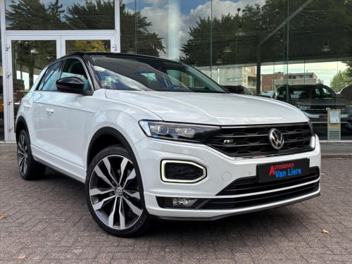 Volkswagen T-roc 1.5 tsi 150pk 7-dsg t-roc sport|trekhaak|carplay|navi|rijk