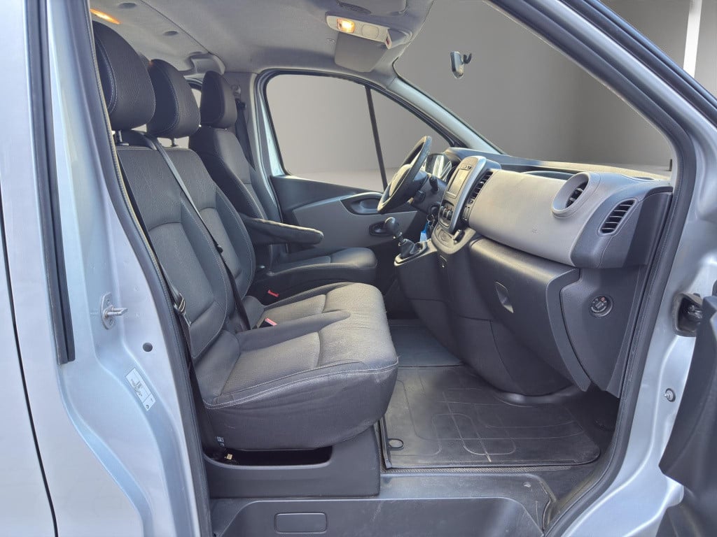 Renault Trafic 1.6 dci t29 l2h1 dc dubbele cabine 6 zits
