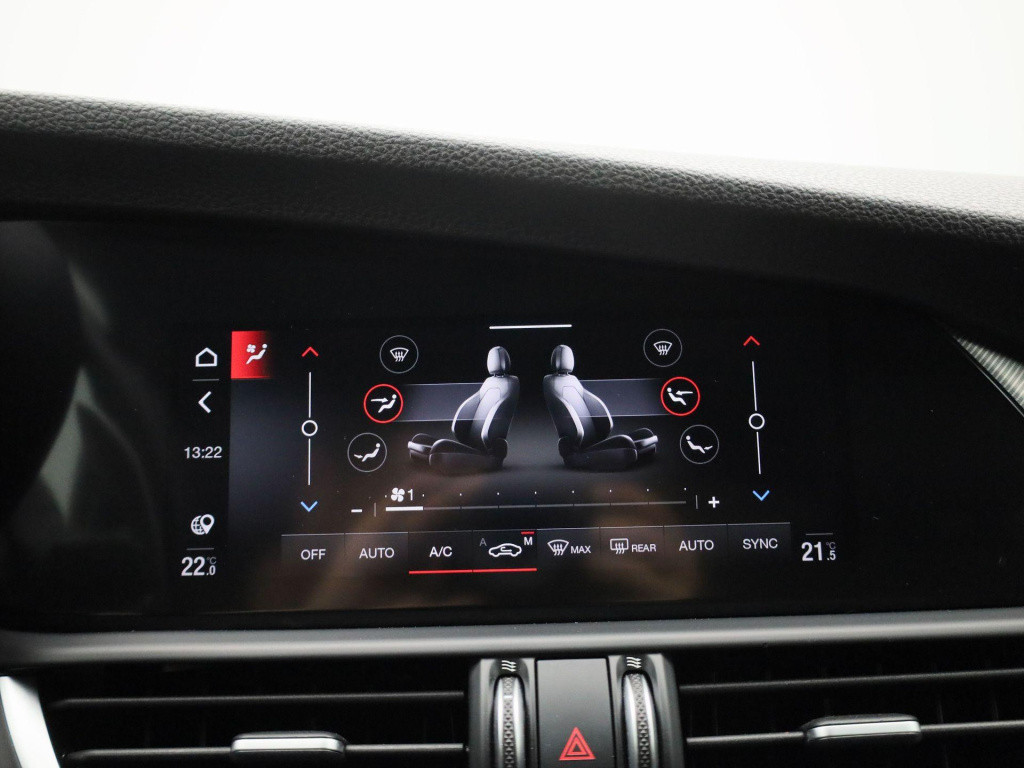 Alfa Romeo Giulia 2.0t sprint | automaat | navigatie | apple carplay / andr