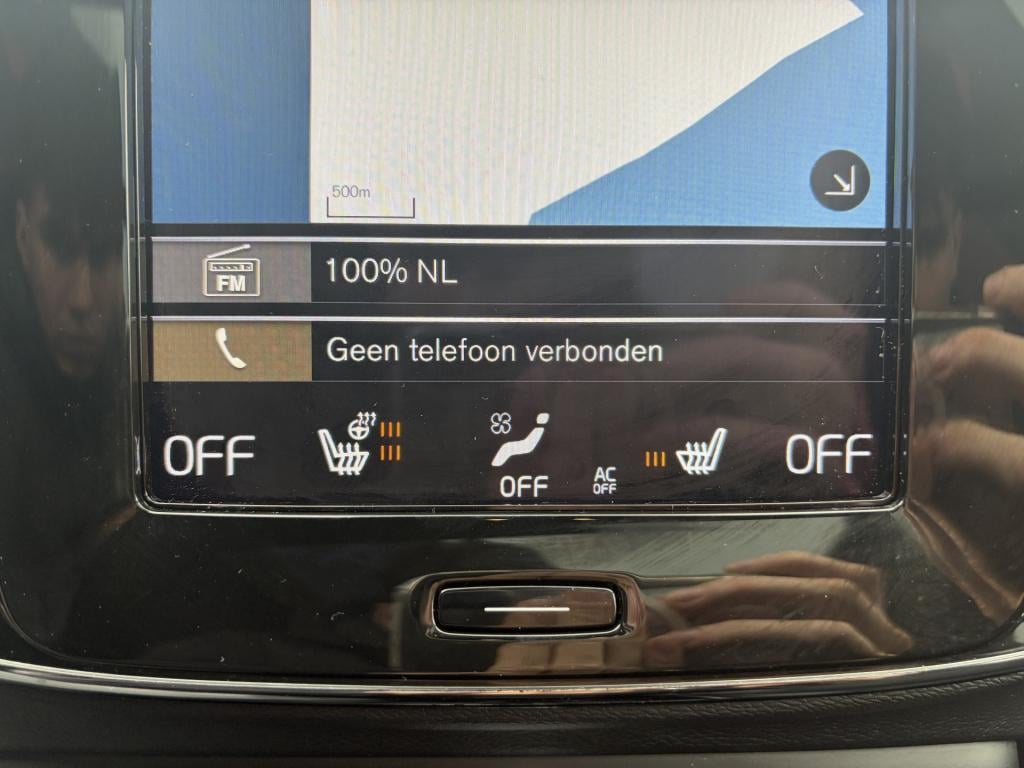 Volvo XC40 1.5 t5 plug-in hybrid ultimate dark