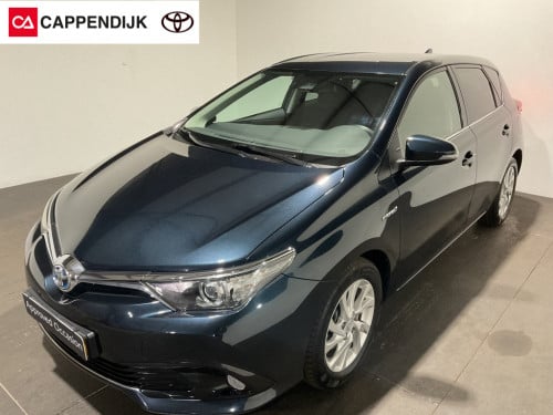Toyota Auris 1.8 hybrid dynamic go