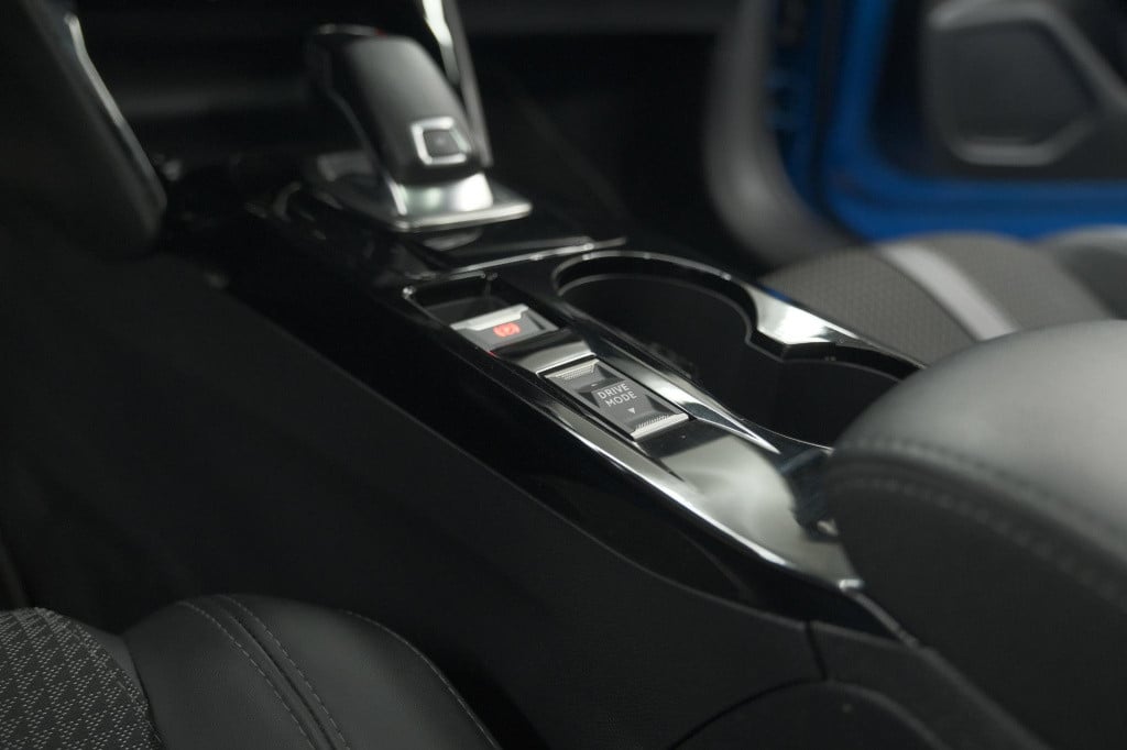 Peugeot 208 puretech 130 gt-line eat8 | camera | panoramadak | adaptieve cr