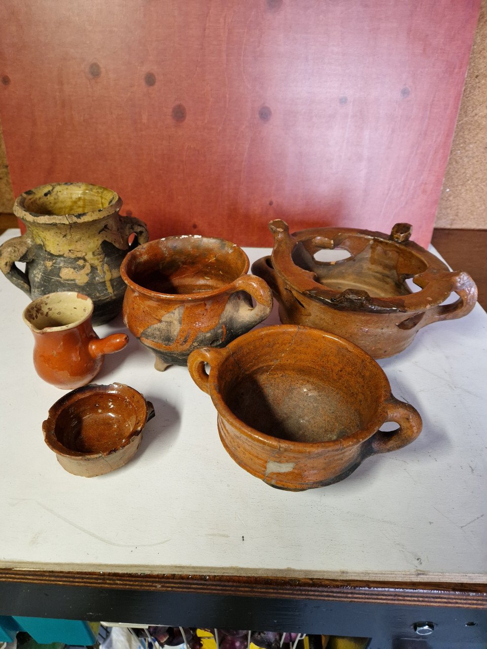 Lot van oud Aardewerk.