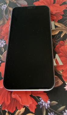 IPhone 11 256gb purple in zeer goede staat!