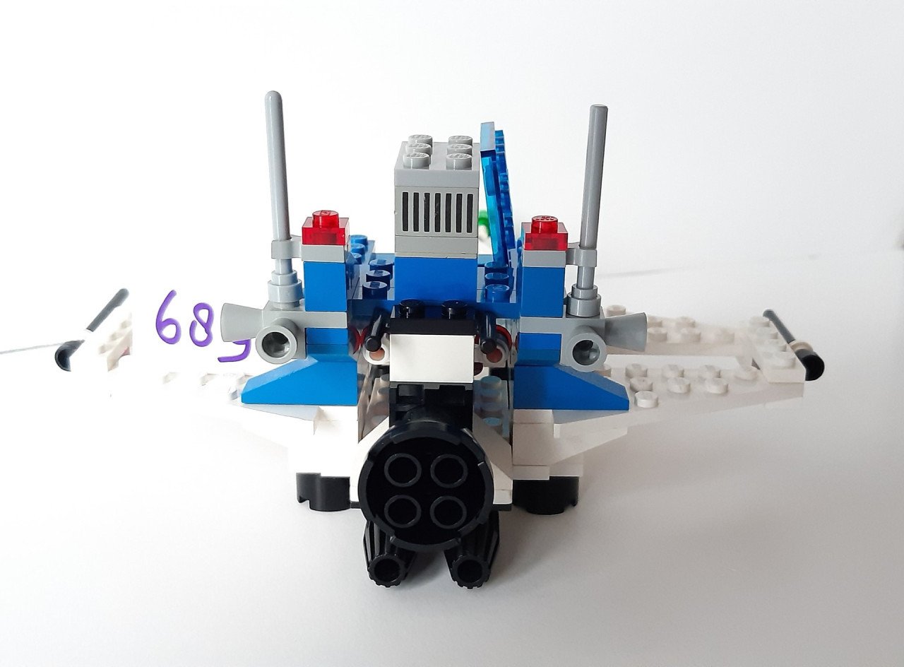 LEGO classic space 6890: Cosmic Cruiser