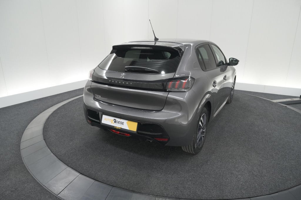 Peugeot 208 puretech 100 allure pack | camera | apple carplay | stoelverwar