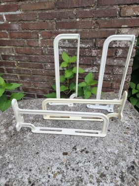 Vintage schap- of wastafeldragers