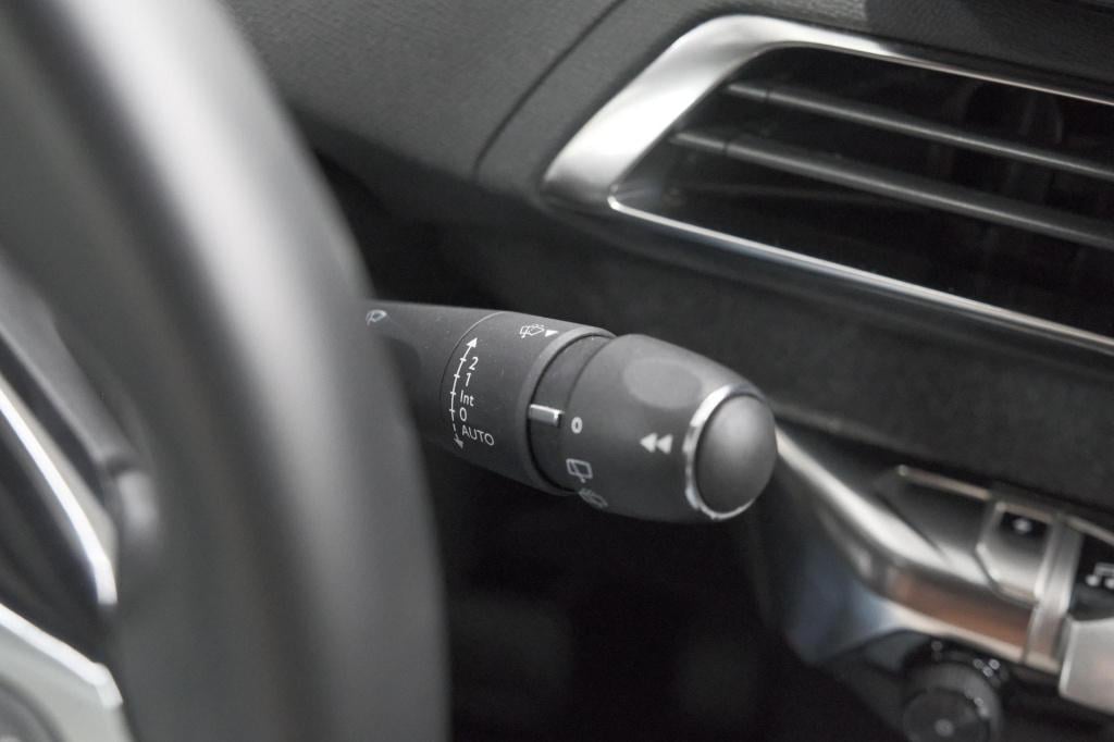 Peugeot 3008 1.6 plug-in hybrid 225 allure | camera | dodehoekdetectie | na