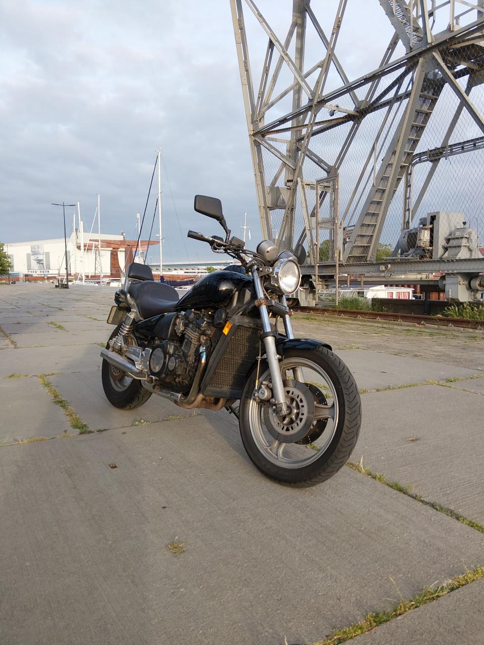 Kawasaki ZL1000 eliminator