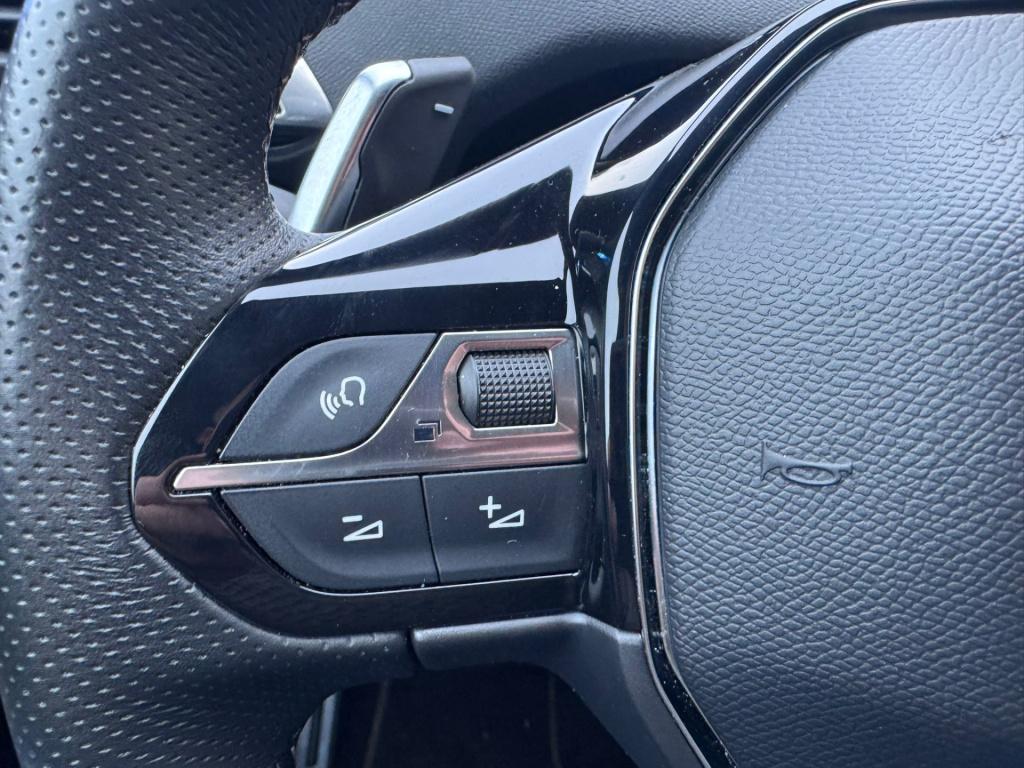 Peugeot 3008 1.6 hybrid4 300 gt