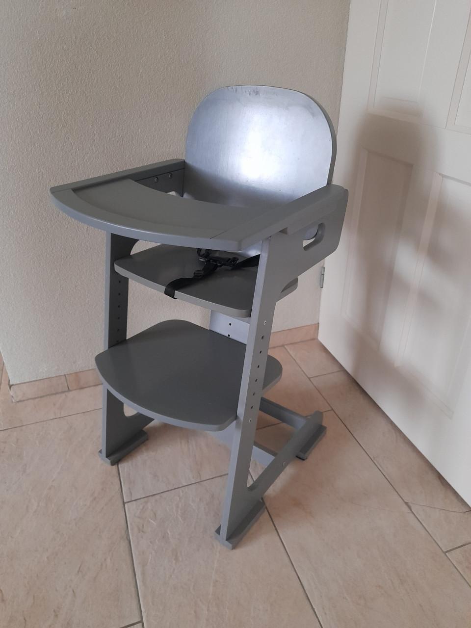 Meegroeistoel / Kinderstoel ( in goede staat )