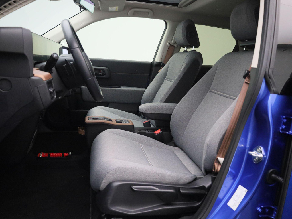 Honda E advance 17" | automaat | navigatie | panoramadak | 360 camera | app