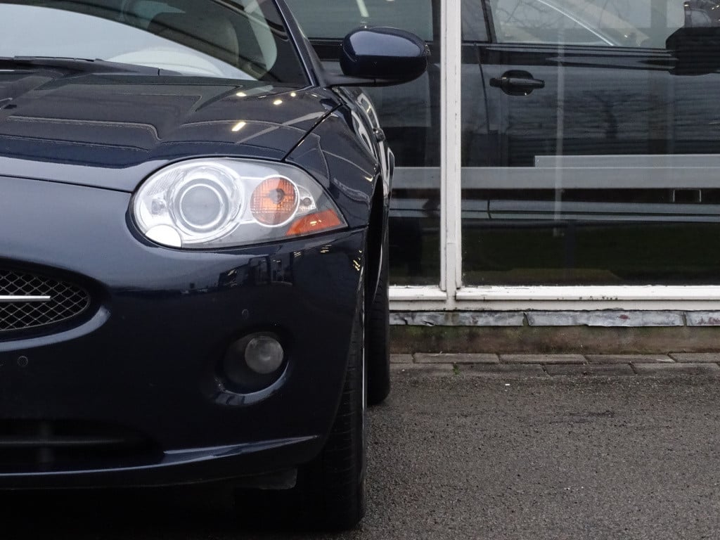 Jaguar Xk 4.2 v8 coupé | youngtimer | memory | stuur-&stoelverwarming