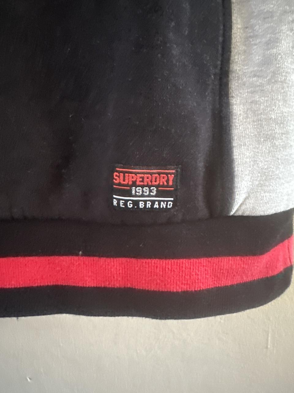 Superdry capuchonjurk maat 38