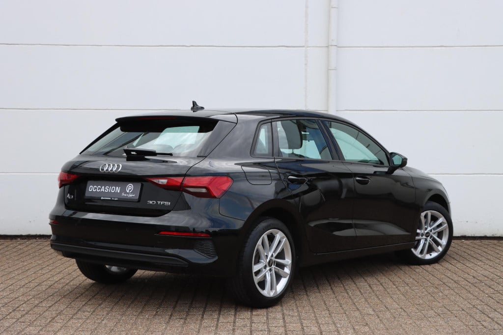 Audi A3 sportback 30 tfsi pro line