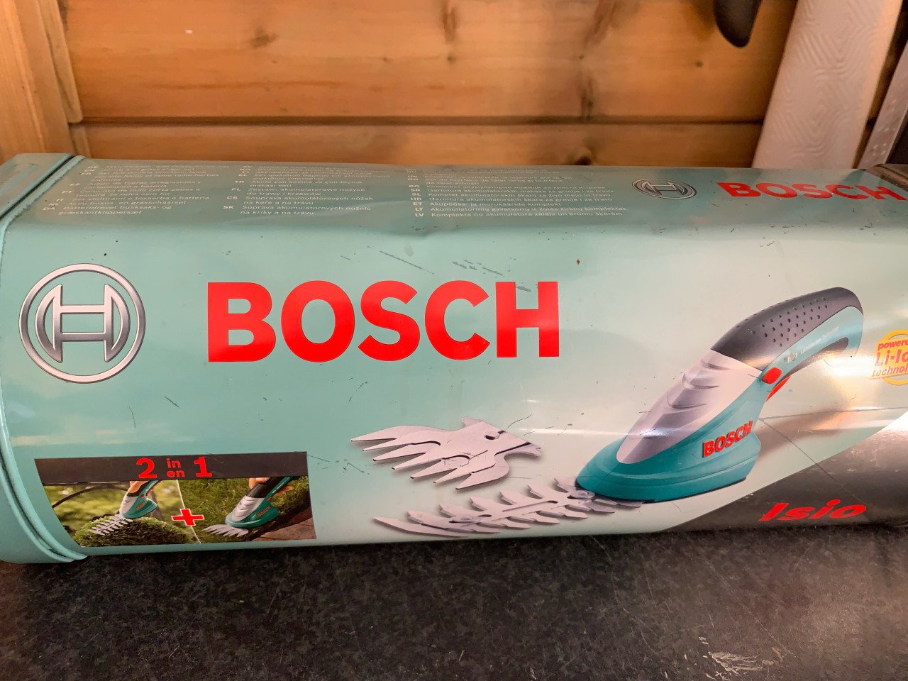 Bosch accu buxus en graskantset