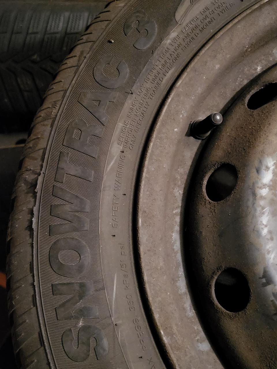 Winterbanden Snowtrac Vredestein 185/65 R15