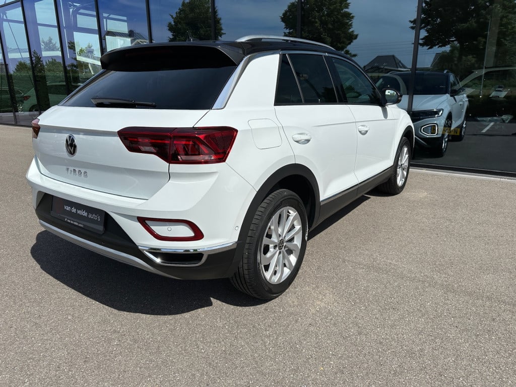 Volkswagen T-roc 1.5 tsi 150pk dsg style | camera | navi | adapt. cruise | 
