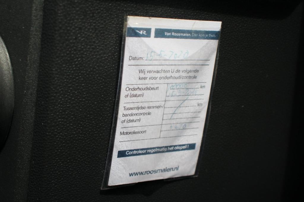 Volvo S40 2.4 edition aut. - 5cil - cruise - xenon - trekhaak - pdc - deale