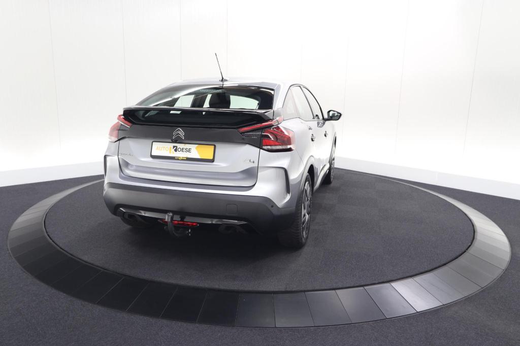 Citroen C4 puretech 130 feel | trekhaak | camera | allseason banden | clima