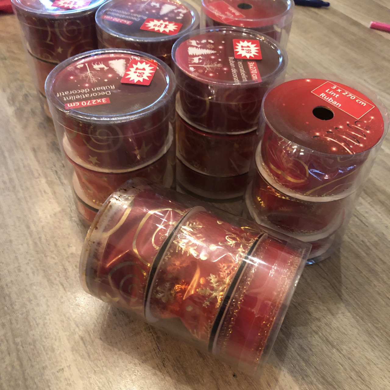 Decoratielint rood-goud (21 rollen)