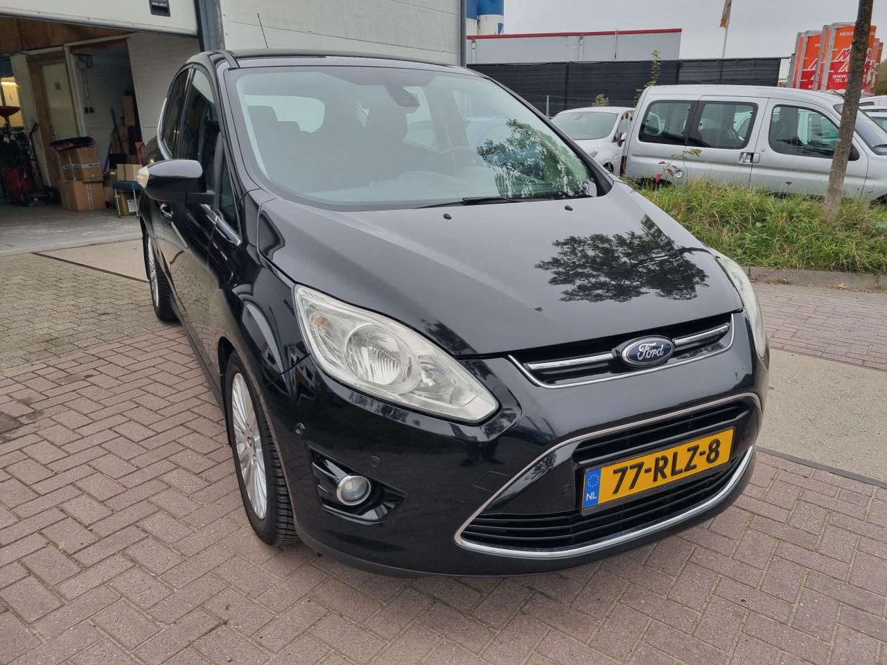 Ford C-Max 1.6 Titanium | Luxe uitvoering!
