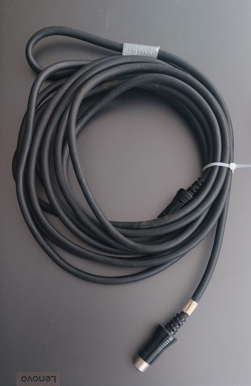 TE KOOP: ROLAND GR1 GITAARSYNTHESIZER  250 euro
