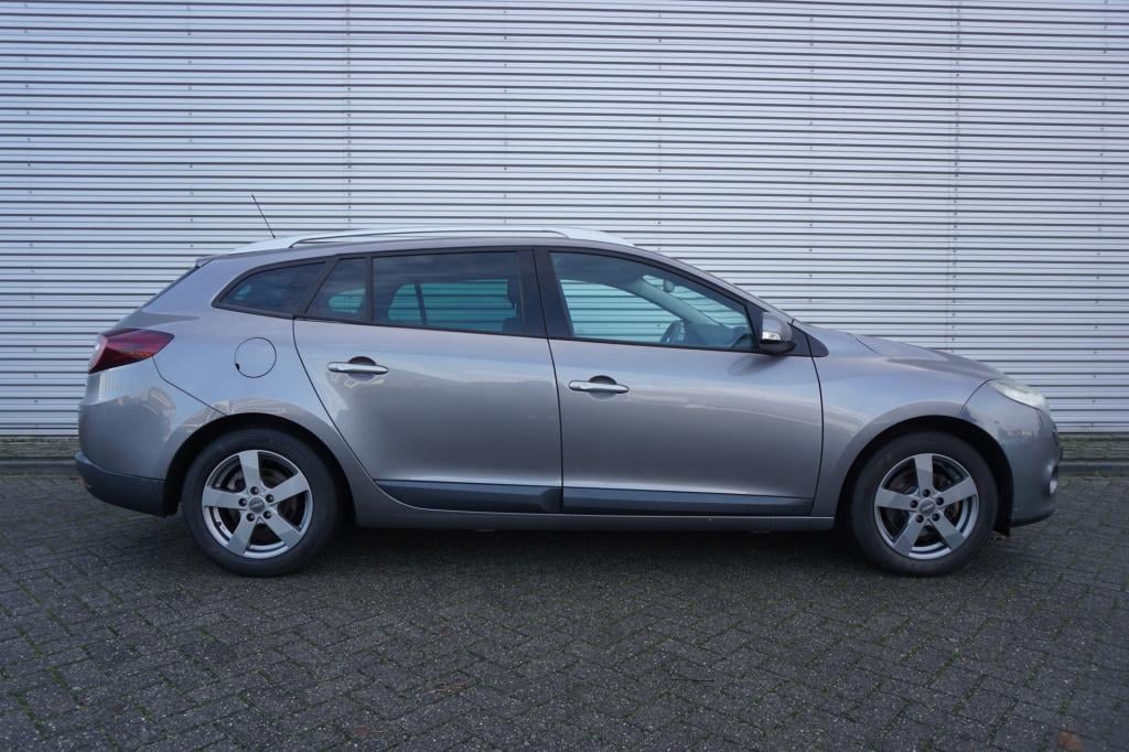 Renault Megane 1.4 tce privilége climate / navi / cruise / leder / stoelver