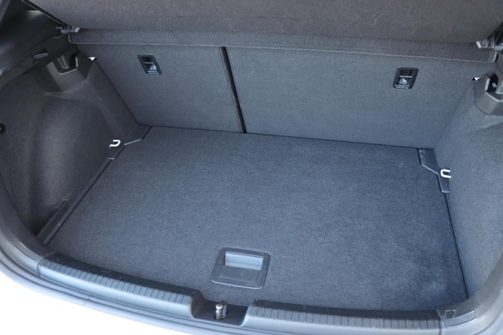 Volkswagen Polo 1.0 tsi r-line 95pk