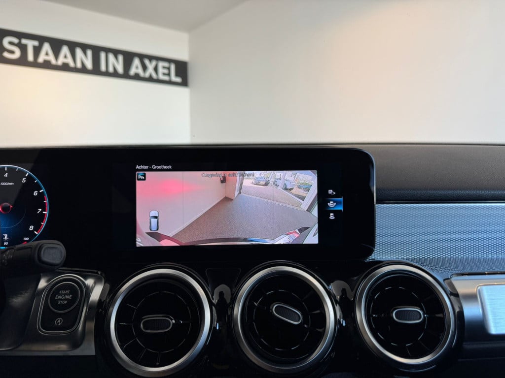 Mercedes-Benz Glb 200 business solution