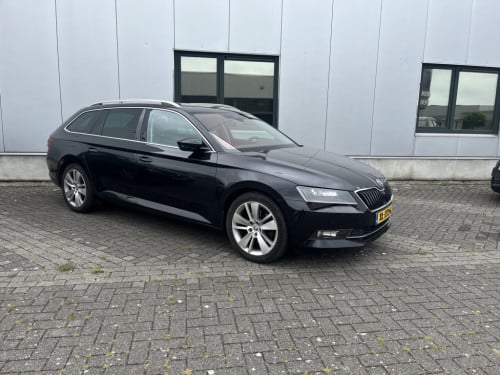 Skoda Superb combi 1.4 tsi act style business