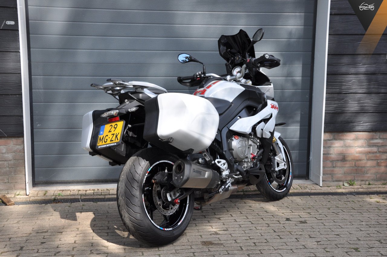 BMW S 1000 XR Alle opties, koffers en Akrapovic
