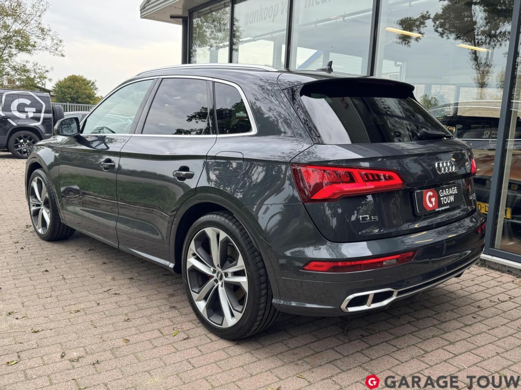 Audi Q5 55 tfsie quattro competition *hud, trekhaak, luchtv*