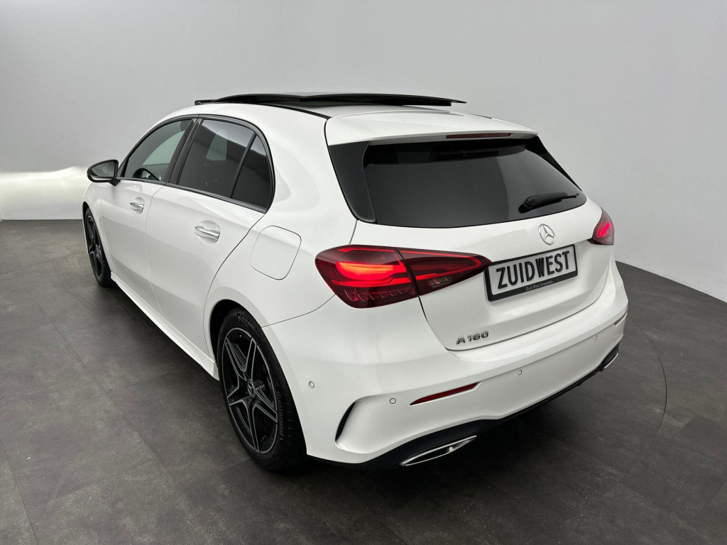Mercedes-Benz A-Klasse 180 amg pano sfeer keyless camera btw
