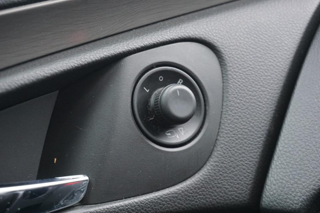 Opel Insignia 2.0 t edition automaat - climate / navi / cruise / leder / pa